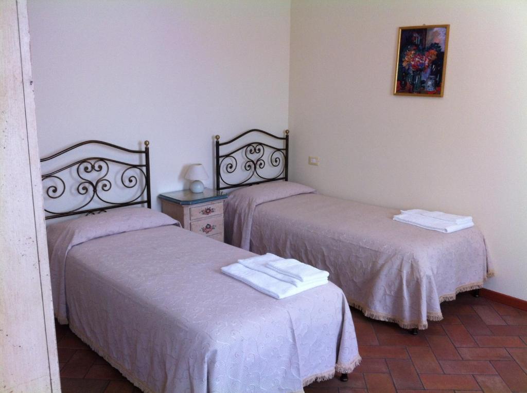 Bb Mambrotta Guest House San Martino Buon Albergo Bilik gambar
