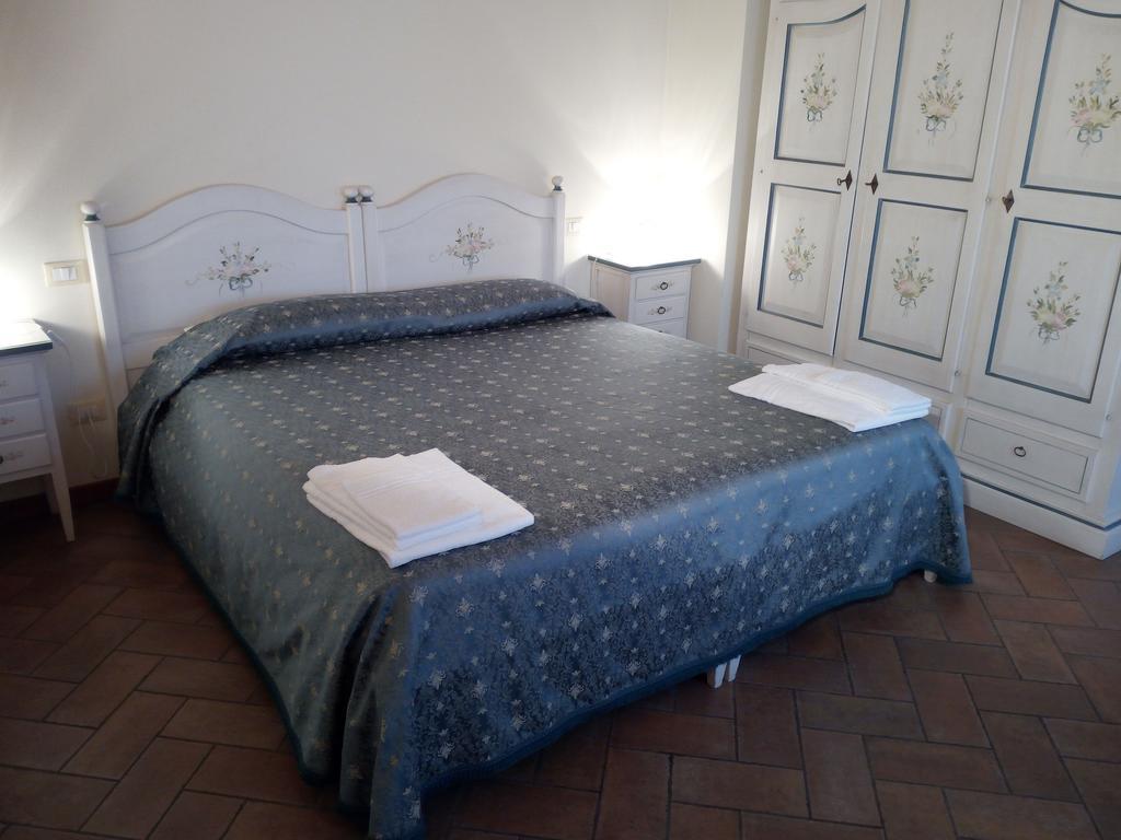 Bb Mambrotta Guest House San Martino Buon Albergo Luaran gambar